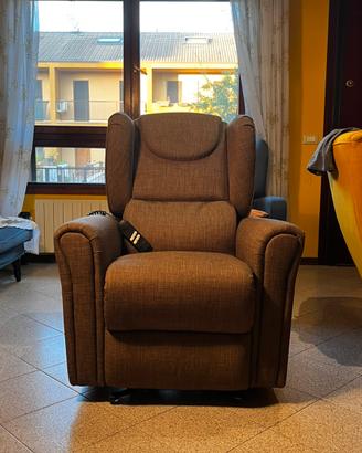 Poltrona Wimed reclinabile elettrica erika
