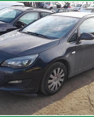 Ricambi Usati OPEL Astra J SW 2013