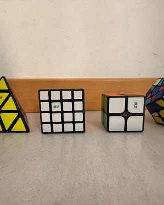 Set cubi di Rubik