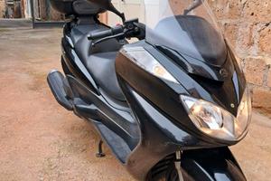 Yamaha Majesty usato