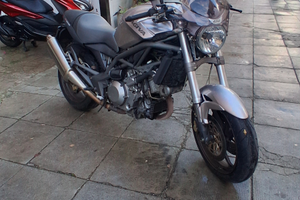 Cagiva raptor 1000