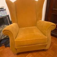 poltrona giallo senape vintage moderniarato