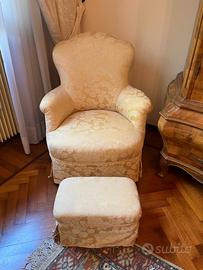 POLTRONCINA CON POGGIAPIEDI