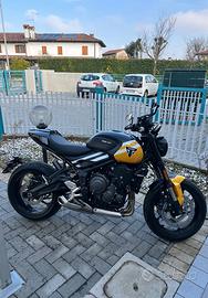 Triumph Trident 660-07/2025 -2500 km pari al nuovo