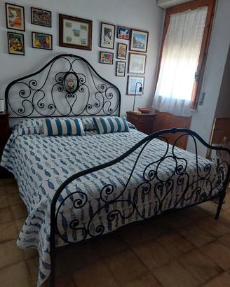 Letto Matrimoniale in Ferro Battuto con Rosone dip