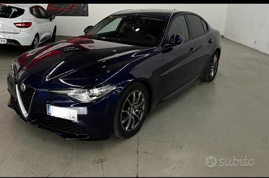 Giulia Alfaromeo Berlina super