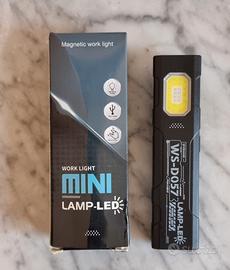 Lampada torcia led portatile ricaricabile usb