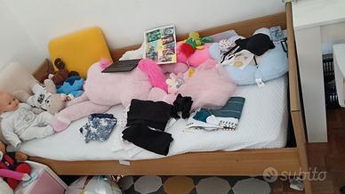 Letto singolo con materasso