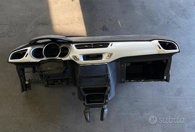 Cruscotto completo Citroen C3 anno 2011