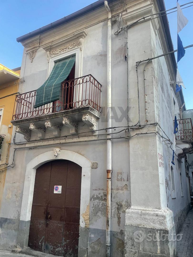 Casa Indipendente - Militello in Val di Catania