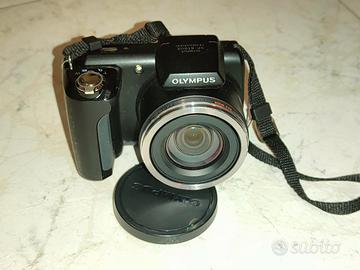 Fotocamera digitale Olympus SP-610 UZ