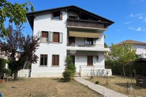 4 LOCALI A BASSANO DEL GRAPPA