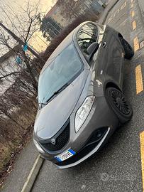 Lancia Ypsilon Benzina/Gpl