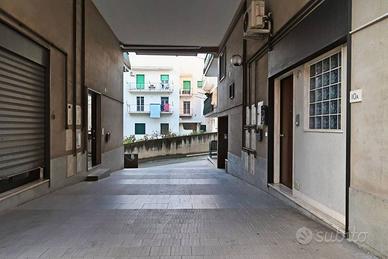 Box a Castellana Grotte, via Michele Latorre