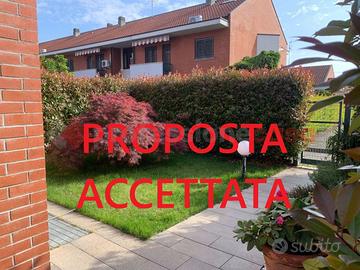 Villa a schiera Castano Primo