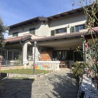 Villa a schiera Osasco [Cod. rif 3270511VRG]