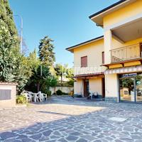 Stabile - Palazzo a Valsamoggia 9 locali