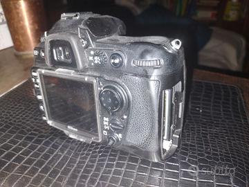 Nikon D300 da sistemare solo corpo macchina