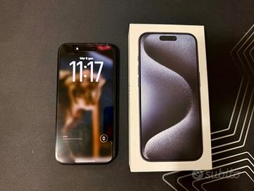 iPhone 15 Pro 256GB come nuovo + Accessori Orig.