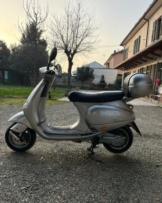 vespa  ET4 125  99 iscr ASI buone condizioni