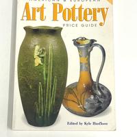 006 - Libro Art Pottery