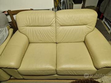 2 divani Chateau d'ax in vera pella 1,60 m x 2