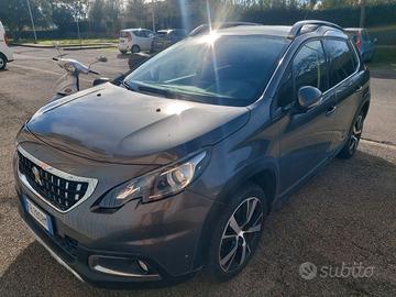 Peugeot 2008 Blue Hdi 100S&S Allure