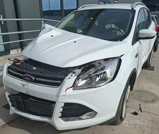FORD KUGA per ricambi usati