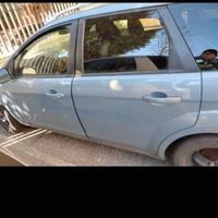 Ford focus porte. Hardtop gamine streetka