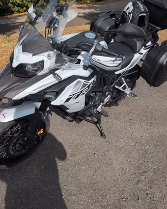 Benelli trk502x