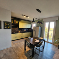 Stanza singola in appartamento ristrutturato