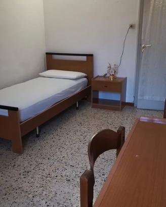 Due posti letto stanze singole per studentesse