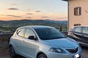 Lancia Ypsilon Hybrid 1.0 Full Optional - 2024