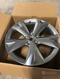 1 cerchio nuovo Lexus nx
