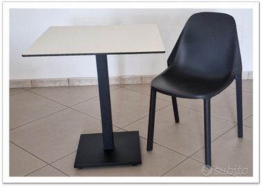 TavoloParigi Piano HPL Bianco Base in Metallo Nero