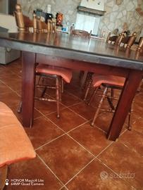 tavolo in legno massello