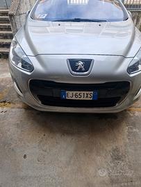 Peugeot.308 .