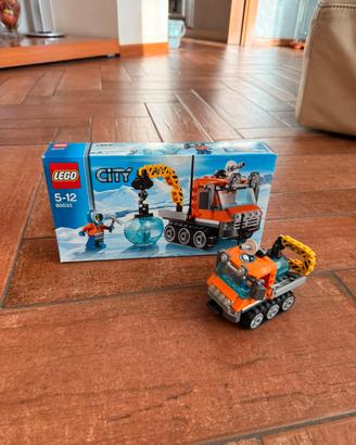 Camion cingolato delle nevi lego