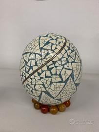 Uova di struzzo rivestite