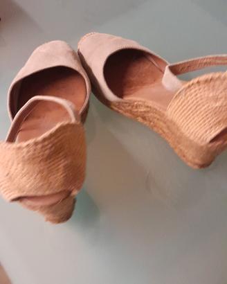 Elegante sandalo 'espadrillas' con punta chiusa