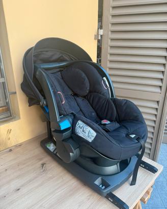 Seggiolino auto 0-12 mesi