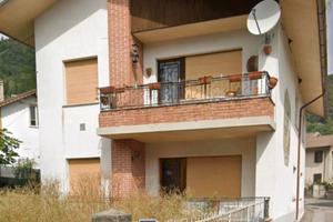 Casa bifamiliare