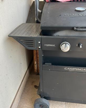 Barbecue a gas con pietra lavica
