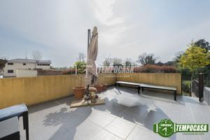 Bilocale su due livelli con terrazzo e giardino pr