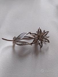 Spilla in argento 835