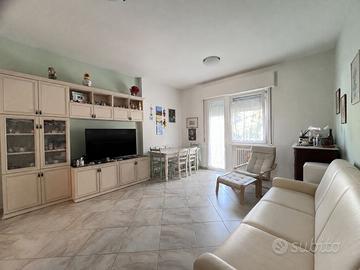Appartamento con garage in zona centro