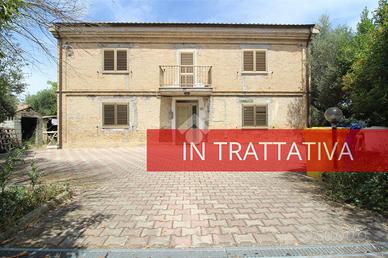 CASA INDIPENDENTE A SPOLTORE