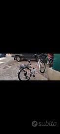 Bici elettrica a pedalata assistita bicicletta Ata
