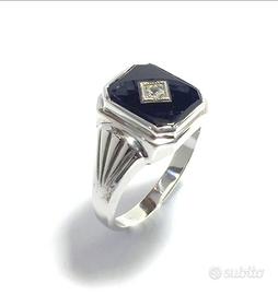 Anello in argento rodiato pietra onice e zircone