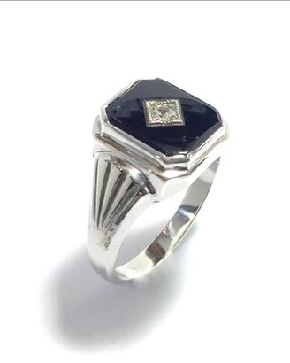 Anello in argento rodiato pietra onice e zircone